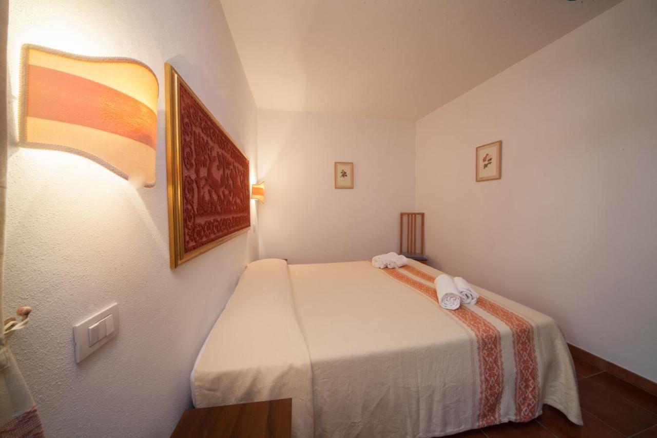Affitta Camere Casa Delle Rose Villanova Monteleone Ngoại thất bức ảnh